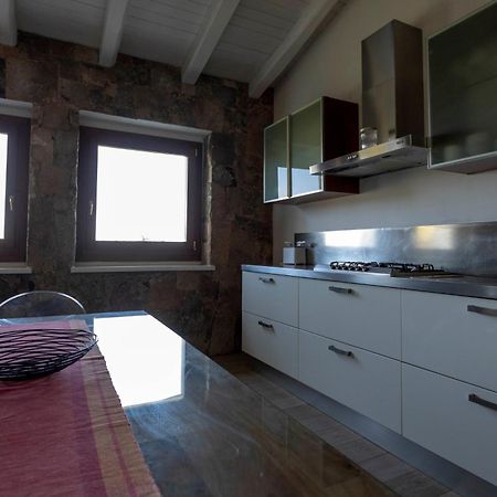 Villa Alba Esclusiva Villa Con Piscina A Sfioro E Vista Mozzafiato Sul Mare Cugnana Exteriör bild