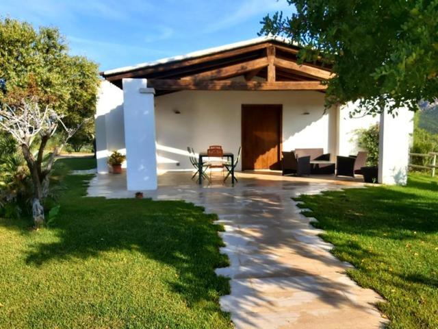 Villa Alba Esclusiva Villa Con Piscina A Sfioro E Vista Mozzafiato Sul Mare Cugnana Exteriör bild