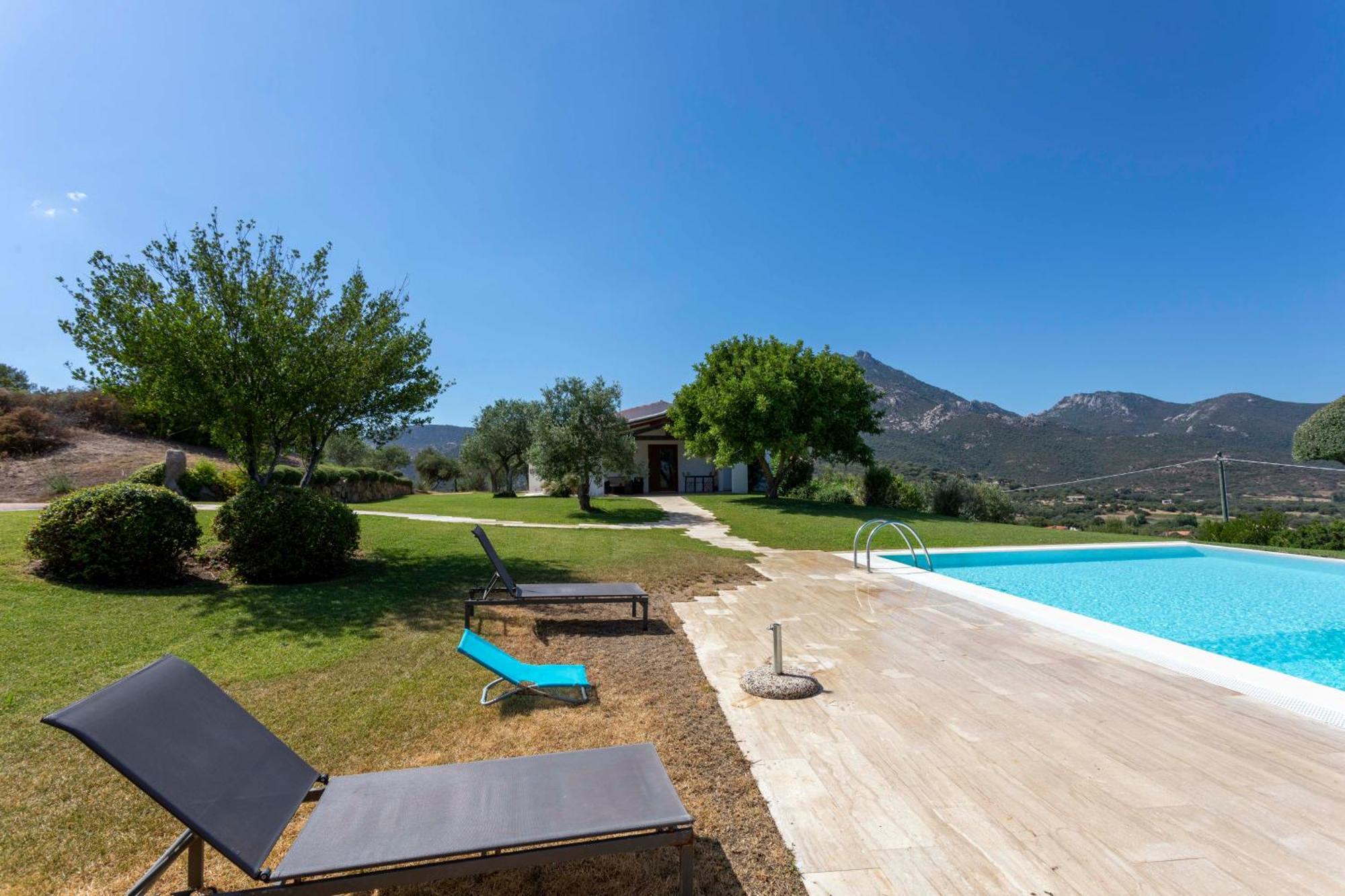 Villa Alba Esclusiva Villa Con Piscina A Sfioro E Vista Mozzafiato Sul Mare Cugnana Exteriör bild