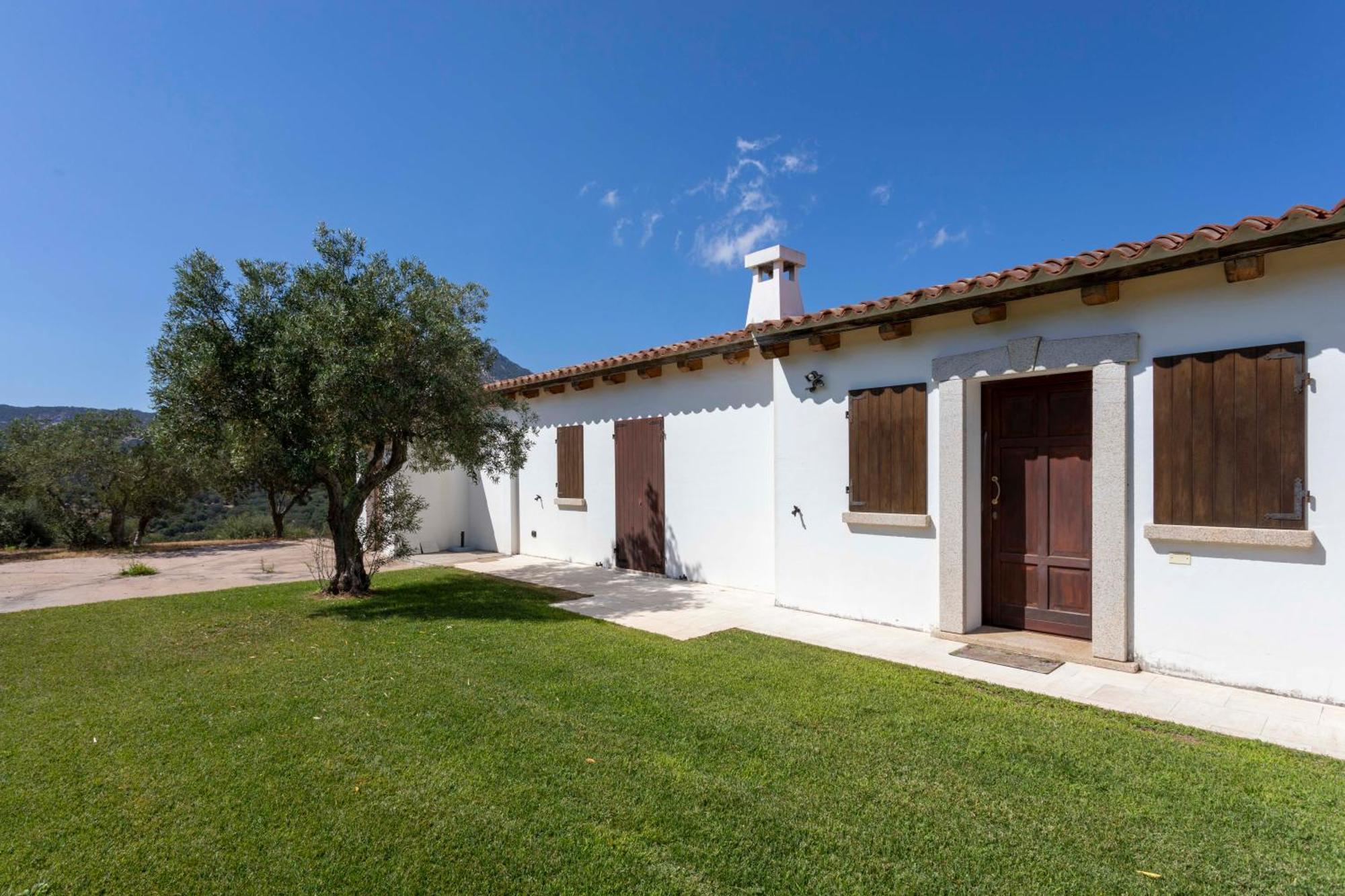 Villa Alba Esclusiva Villa Con Piscina A Sfioro E Vista Mozzafiato Sul Mare Cugnana Exteriör bild