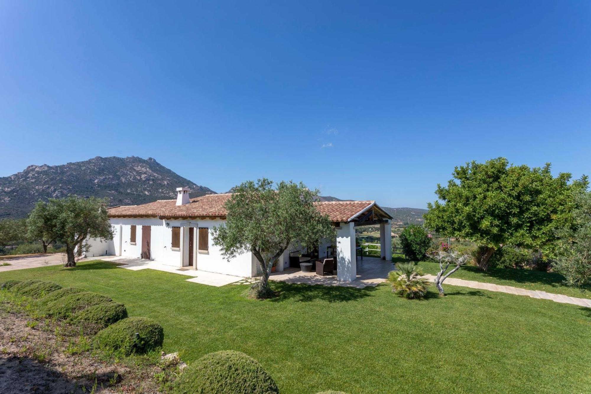 Villa Alba Esclusiva Villa Con Piscina A Sfioro E Vista Mozzafiato Sul Mare Cugnana Exteriör bild