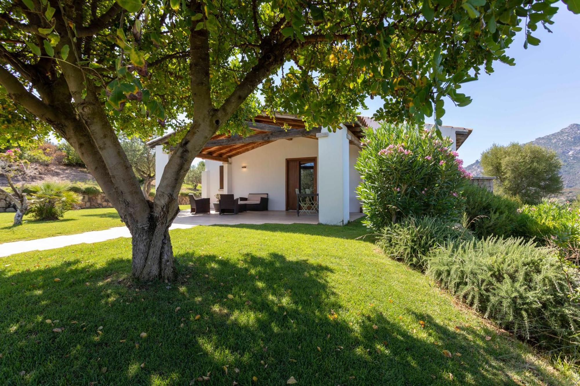 Villa Alba Esclusiva Villa Con Piscina A Sfioro E Vista Mozzafiato Sul Mare Cugnana Exteriör bild