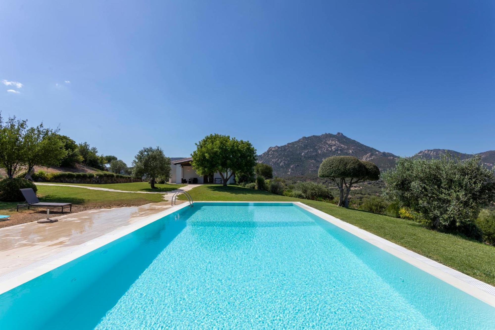 Villa Alba Esclusiva Villa Con Piscina A Sfioro E Vista Mozzafiato Sul Mare Cugnana Exteriör bild
