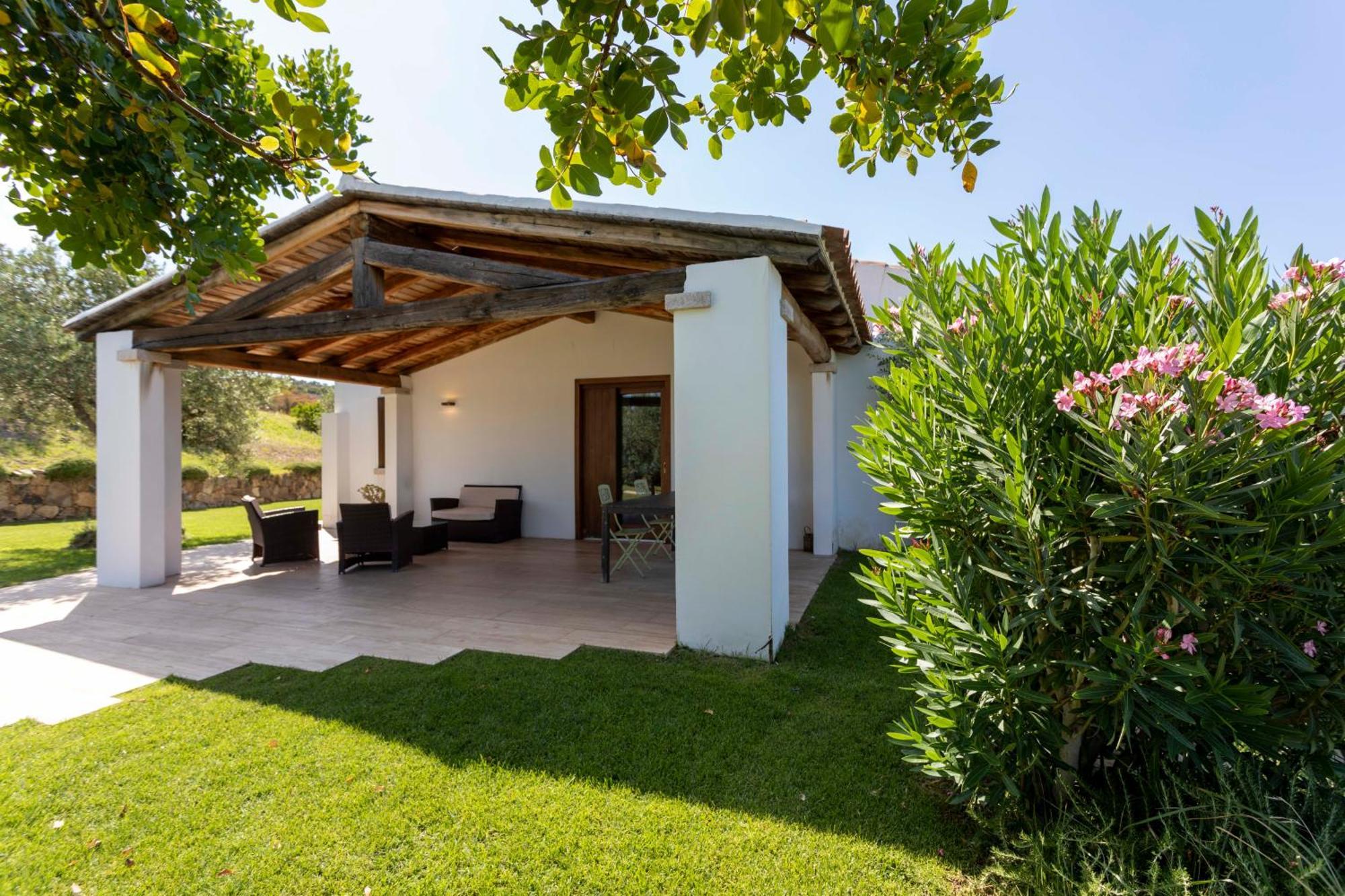 Villa Alba Esclusiva Villa Con Piscina A Sfioro E Vista Mozzafiato Sul Mare Cugnana Exteriör bild