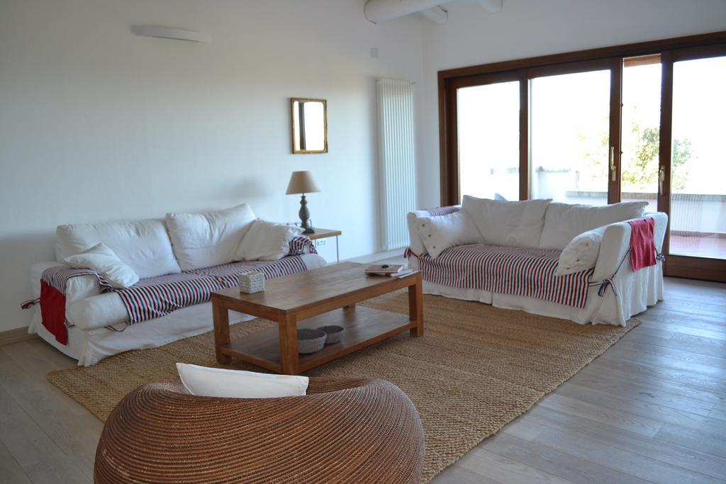 Villa Alba Esclusiva Villa Con Piscina A Sfioro E Vista Mozzafiato Sul Mare Cugnana Exteriör bild