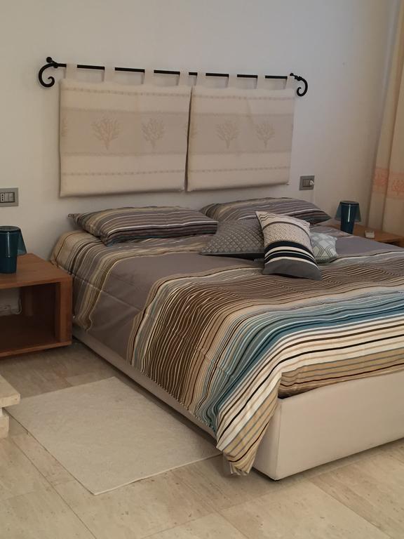 Villa Alba Esclusiva Villa Con Piscina A Sfioro E Vista Mozzafiato Sul Mare Cugnana Exteriör bild
